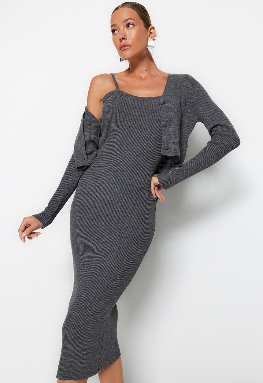 Trendyol - Fitted midi knitwear cardigan dress suit - anthracite