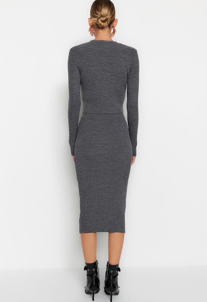 Trendyol - Fitted midi knitwear cardigan dress suit - anthracite