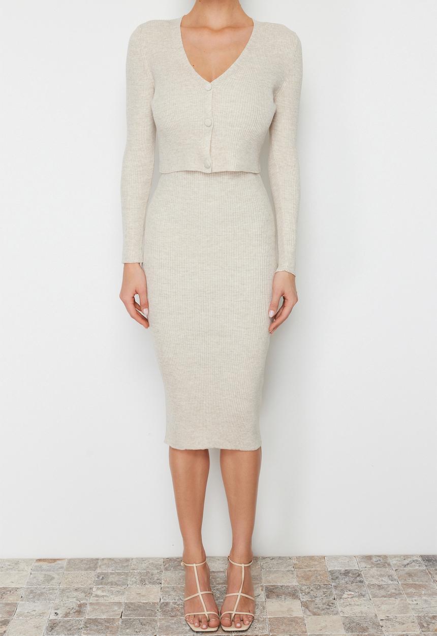Trendyol - Plain midi knit dress - beige