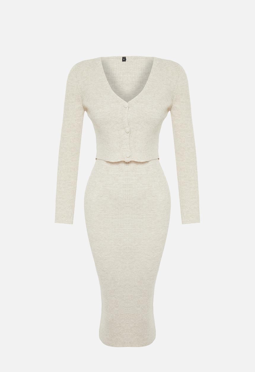Trendyol - Plain midi knit dress - beige