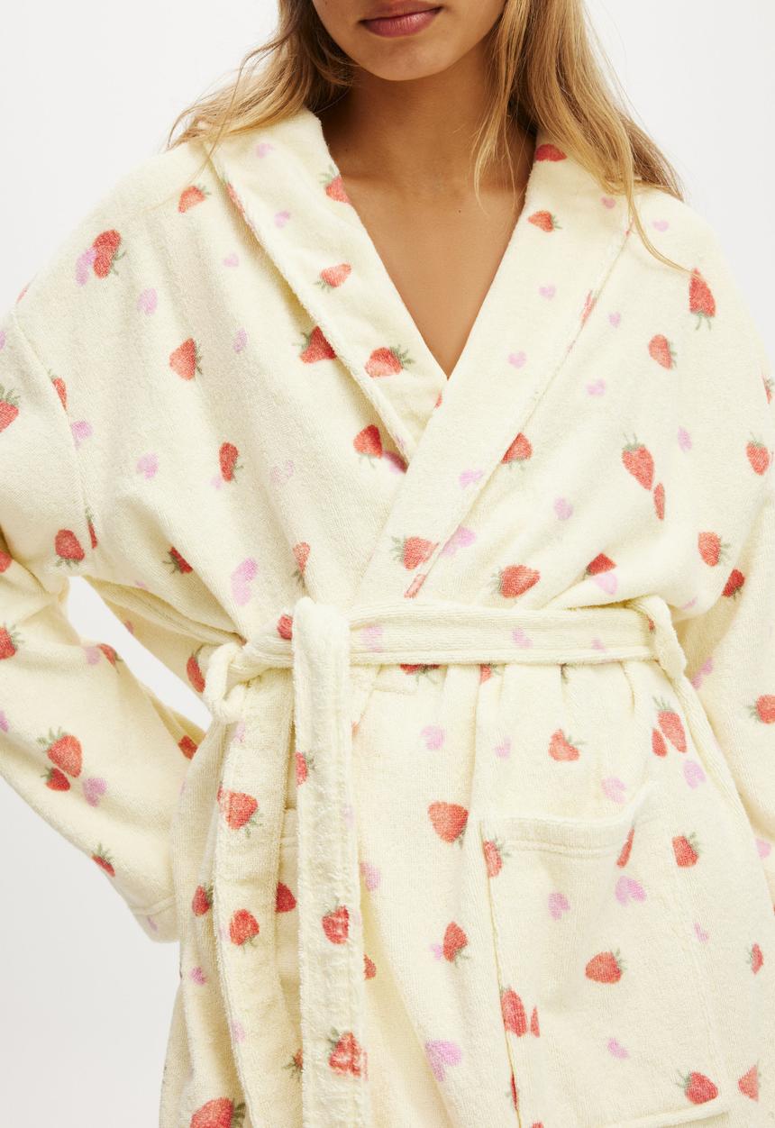 Cotton On - Luxe Terry Robe - Mixed Berry Dreams