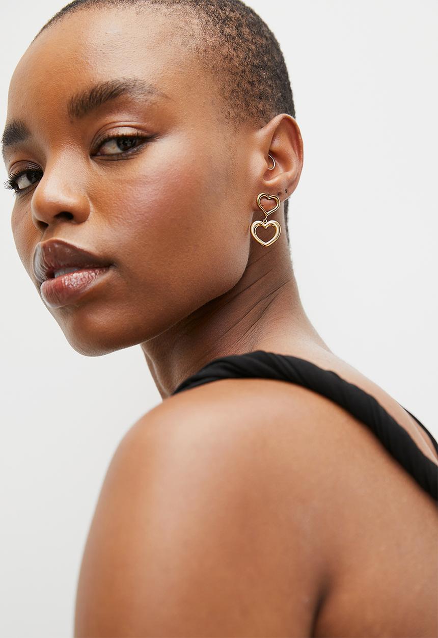 Zoe on Trend - Double-drop heart earrings - gold