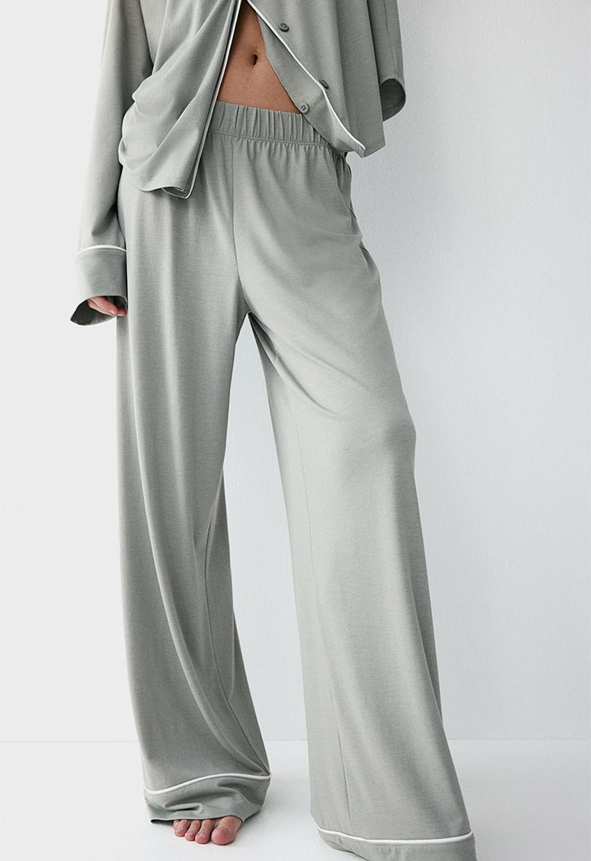 H&M - Viscose-blend pyjamas - light khaki green