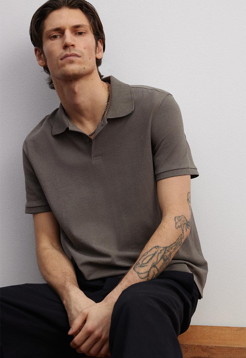 H&M - Regular fit piqué polo shirt - dark beige