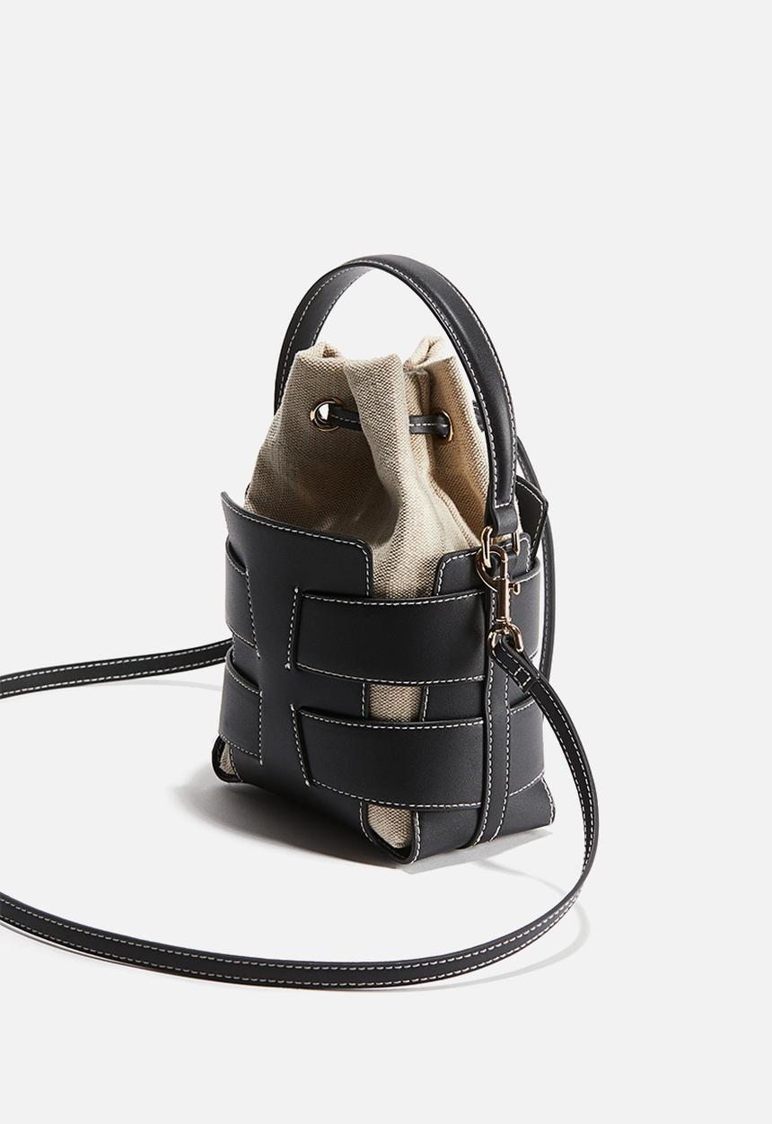 H&M - Crossbody bucket bag - black & beige
