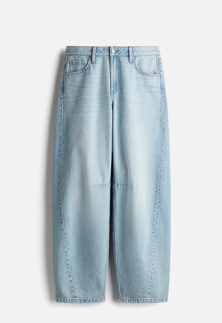H&M - Barrel regular jeans - light denim blue