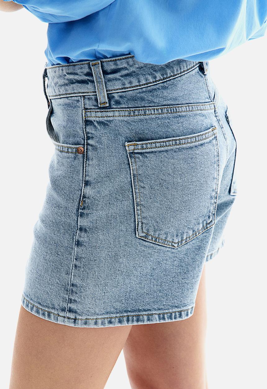 H&M - Denim shorts - light denim blue