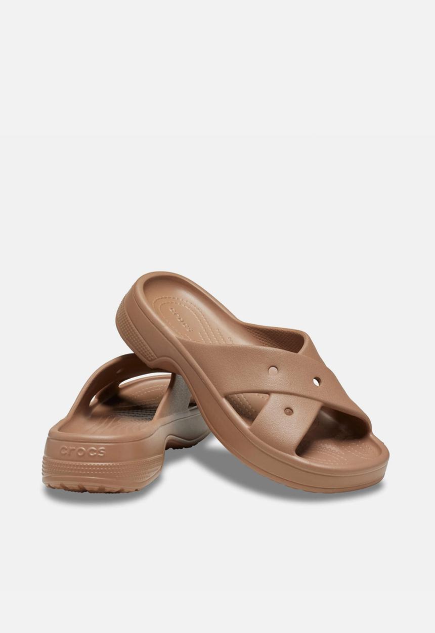 Crocs - Cl omens cross strap - milk chocolate