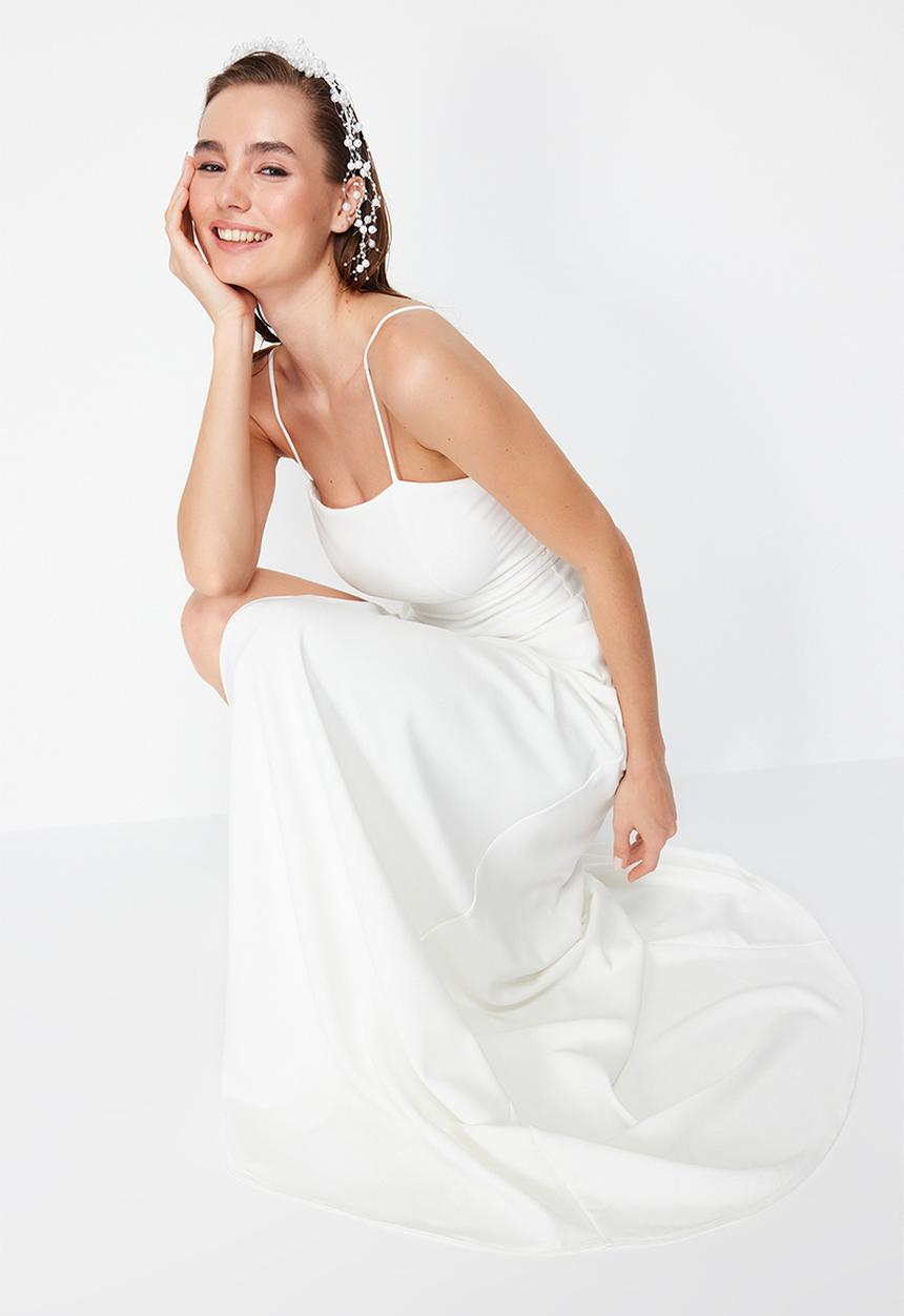 Trendyol - A-line woven elegant evening prom dress - white