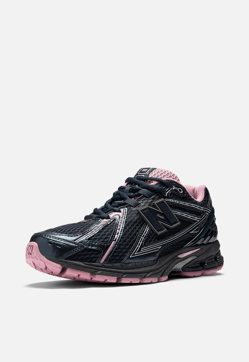 New Balance  - U1906R v1