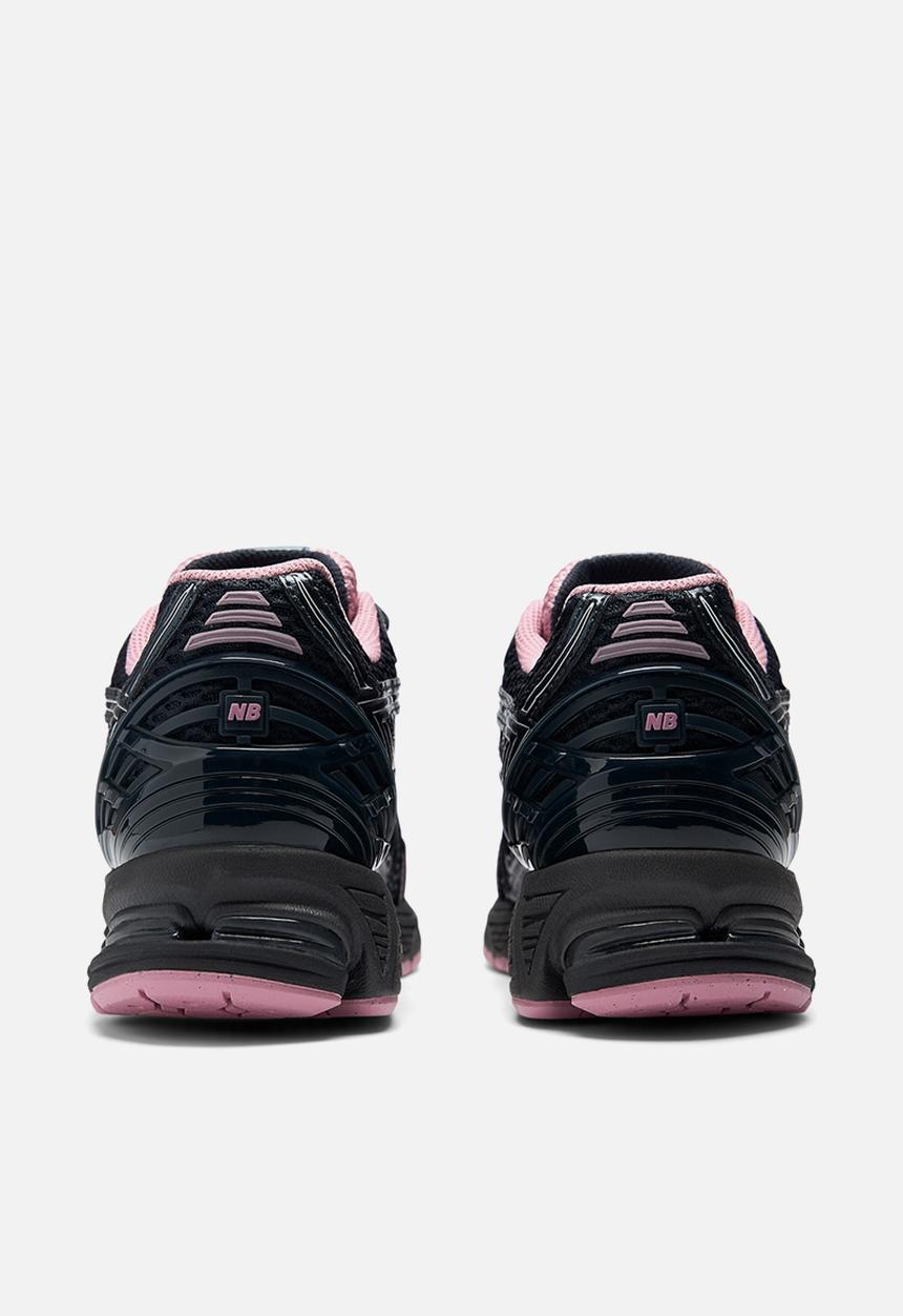 New Balance  - U1906R v1
