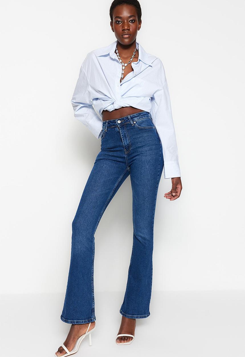 Trendyol - Sustainable high waist flare jeans  - dark blue