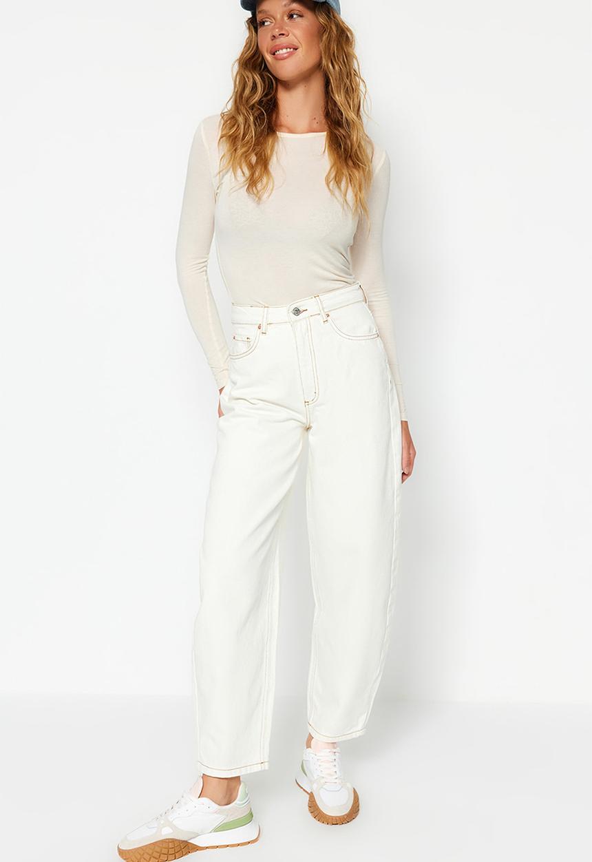 Trendyol - High waist barrel baggy jeans  - white