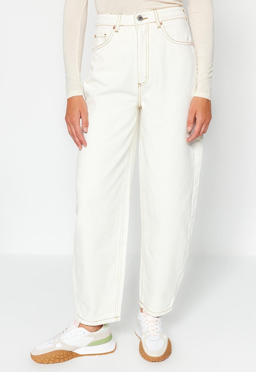 Trendyol - High waist barrel baggy jeans  - white