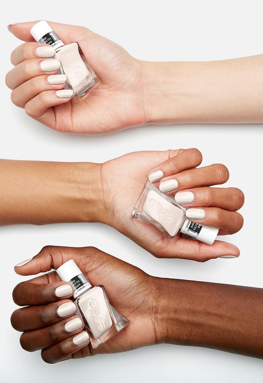 Essie - Gel Couture 136 firstfitting