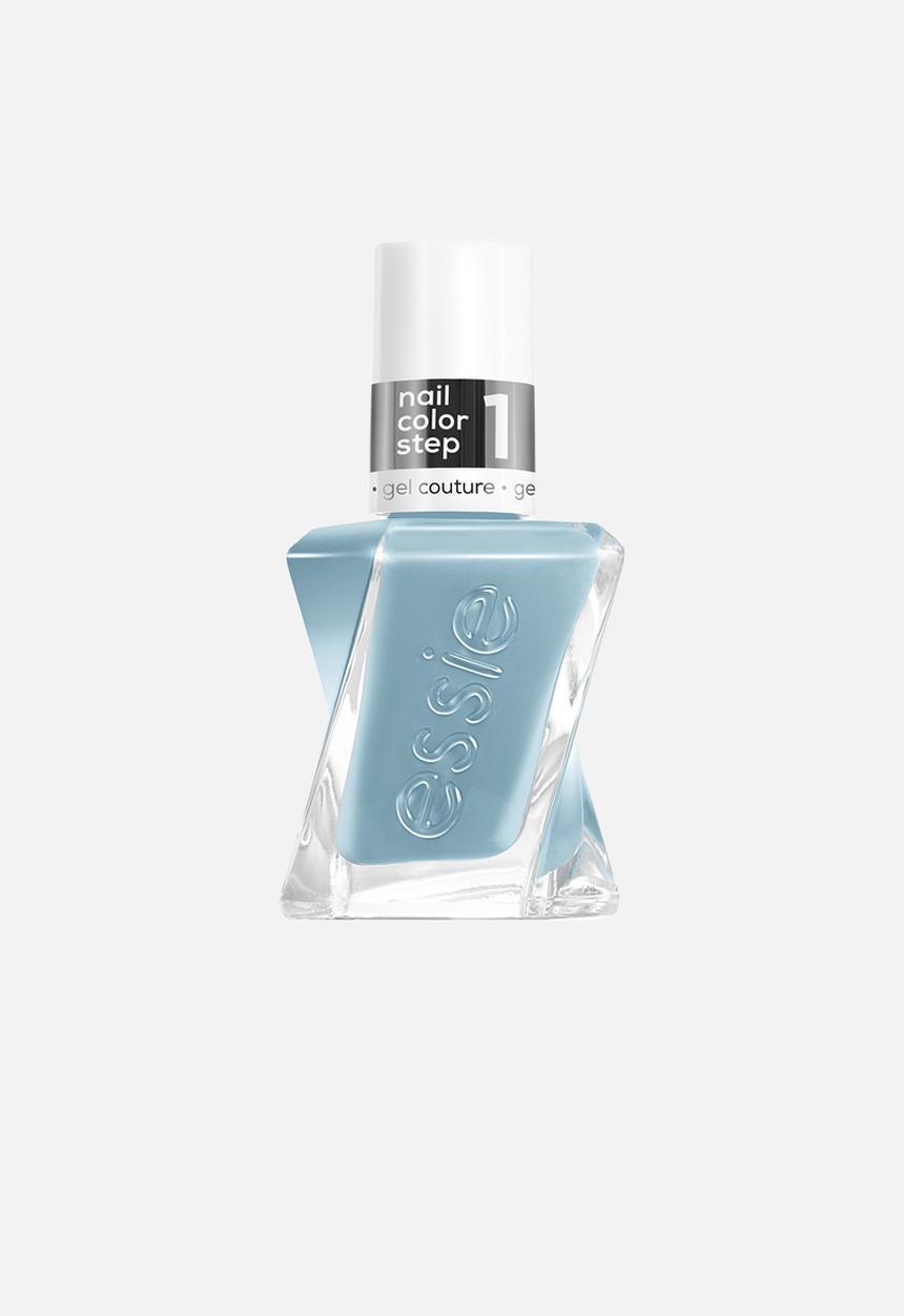 Essie - Gel Couture 135 first view