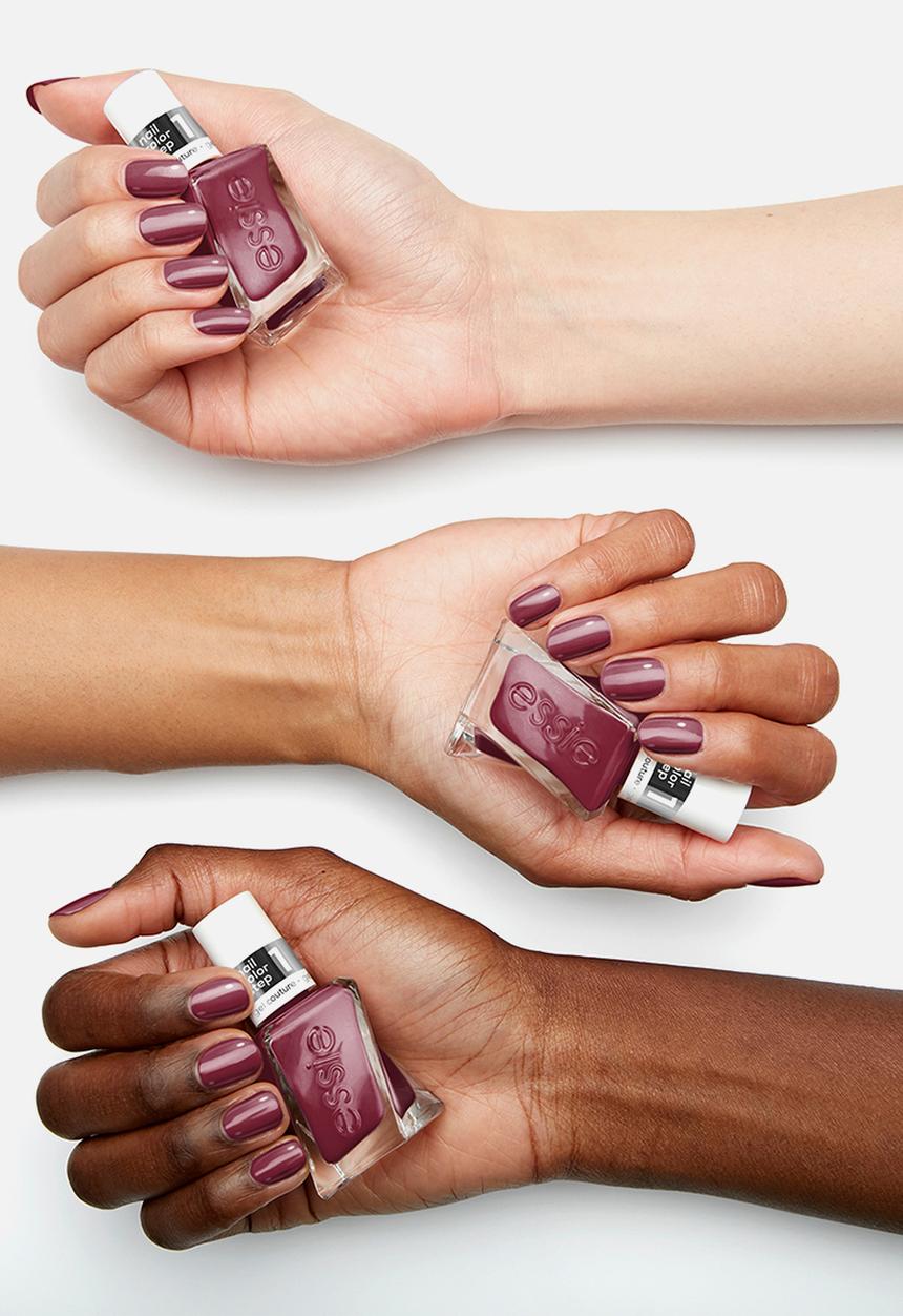 Essie - Gel Couture 523 not what it seams
