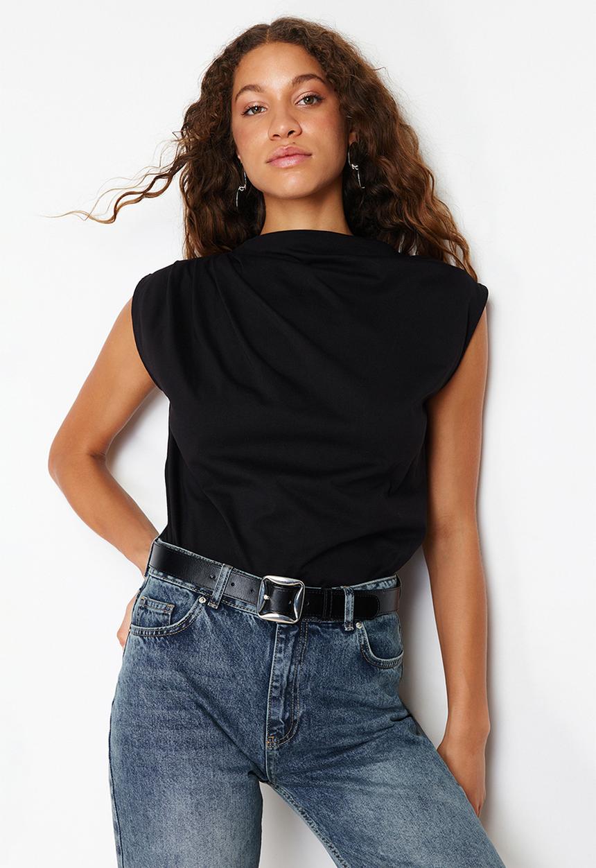 Trendyol - Boat neck drapey knitted t-shirt  - black