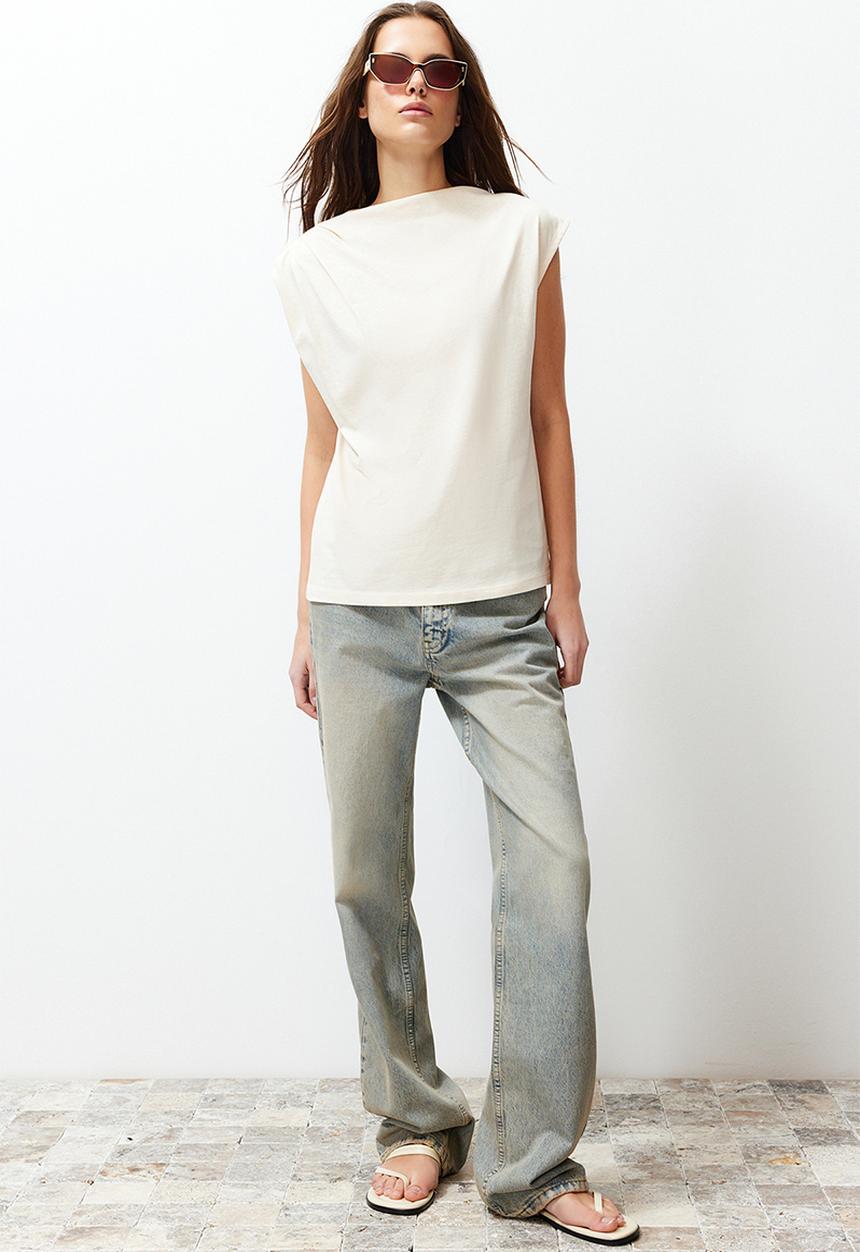 Trendyol - Boat neck drapey knitted t-shirt  - stone