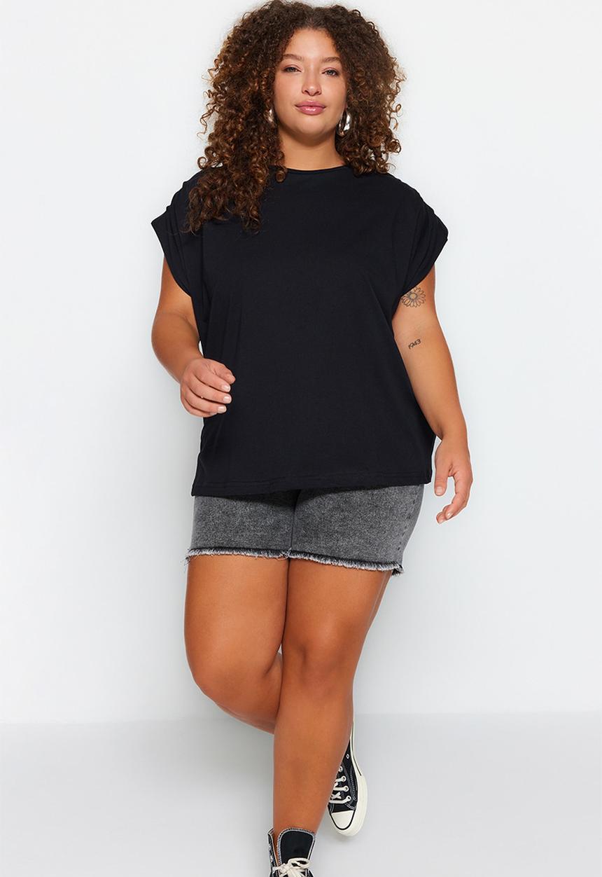 Trendyol - Plus size crew neck basic 100% cotton knitted plus size blouse  - black