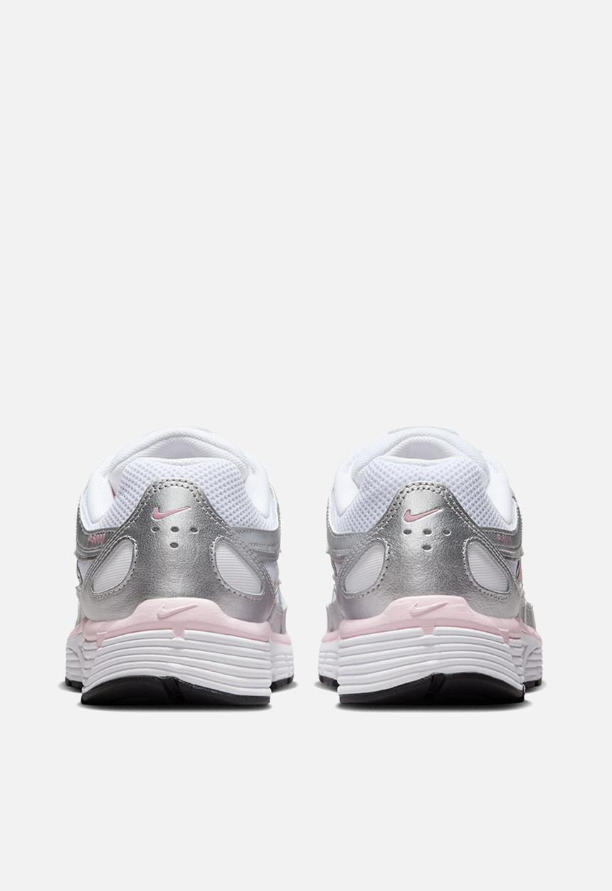 Nike - Nike P-6000