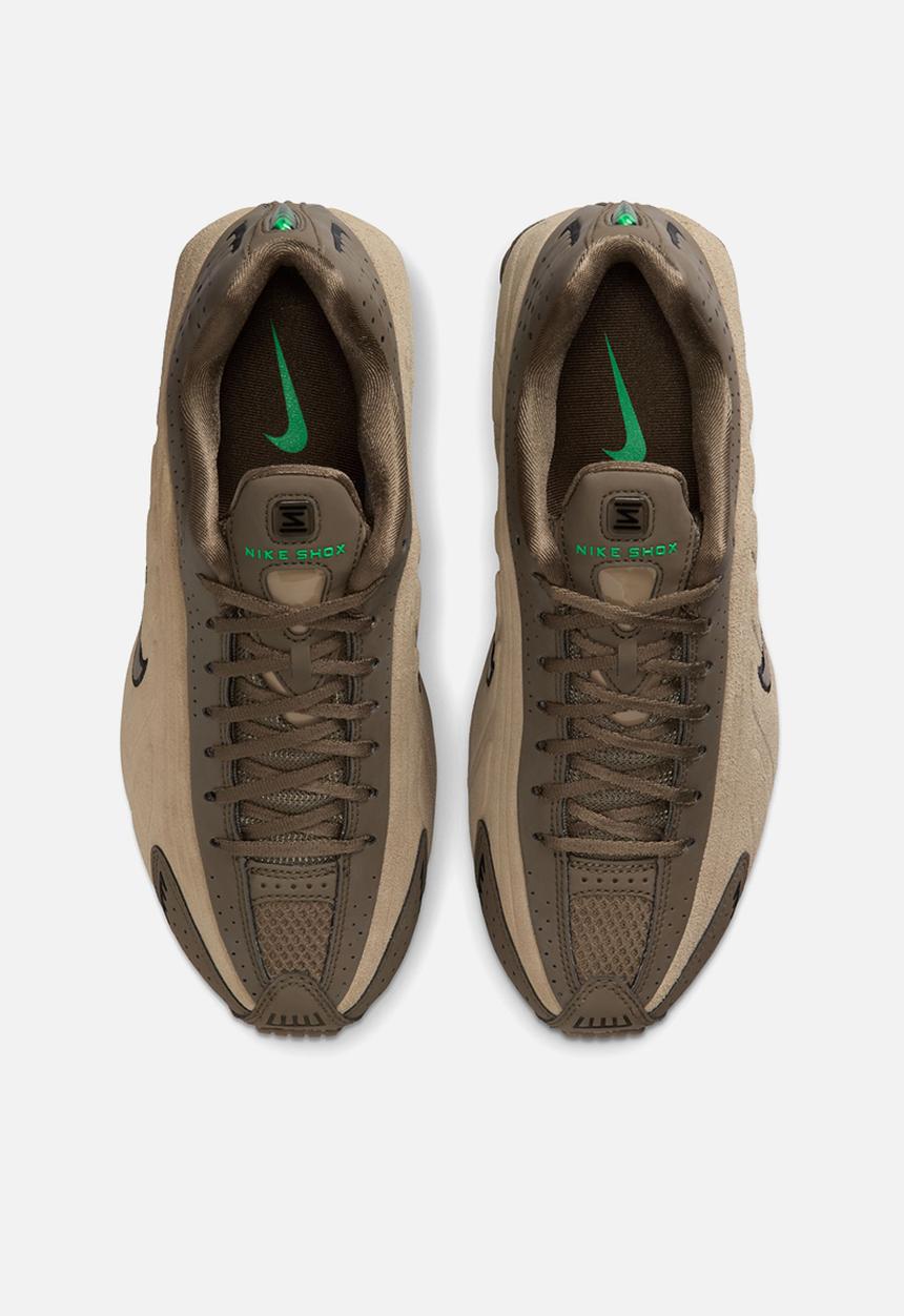 Nike - Nike Shox R4