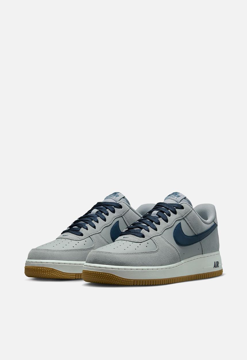 Nike - Nike Air Force 1 '07 LV8
