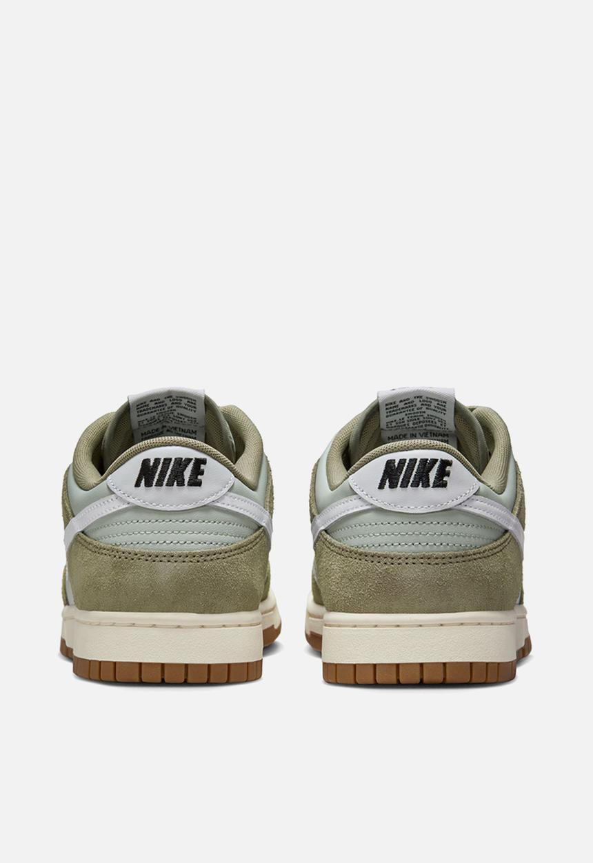 Nike - Nike Dunk Low Retro SE