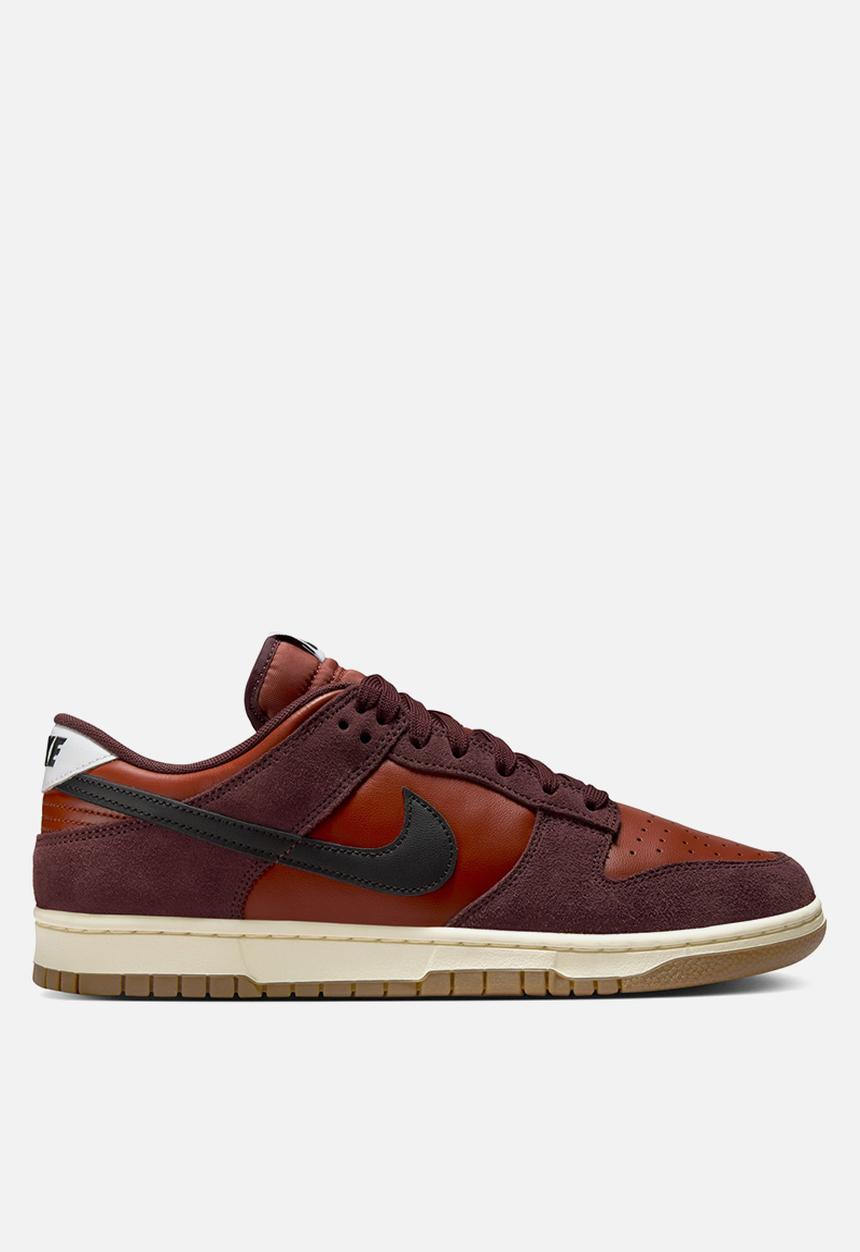 Nike - Nike Dunk Low Retro SE