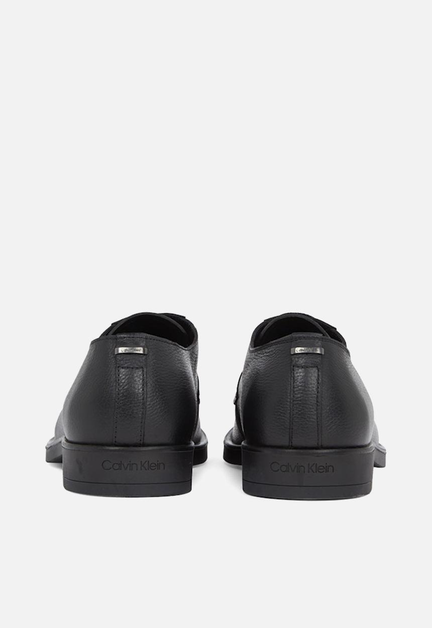 Calvin Klein - Flex Dress Derby Apron - Black Leather