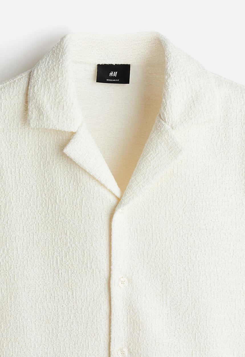 H&M - Regular fit textured resort shirt - white