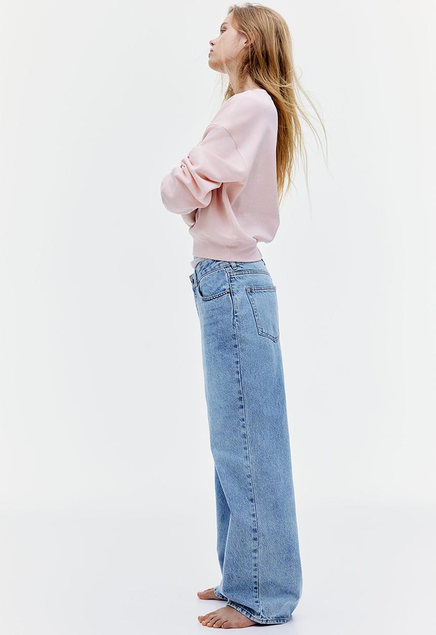 H&M - Loose-fit sweatshirt - light peach pink 