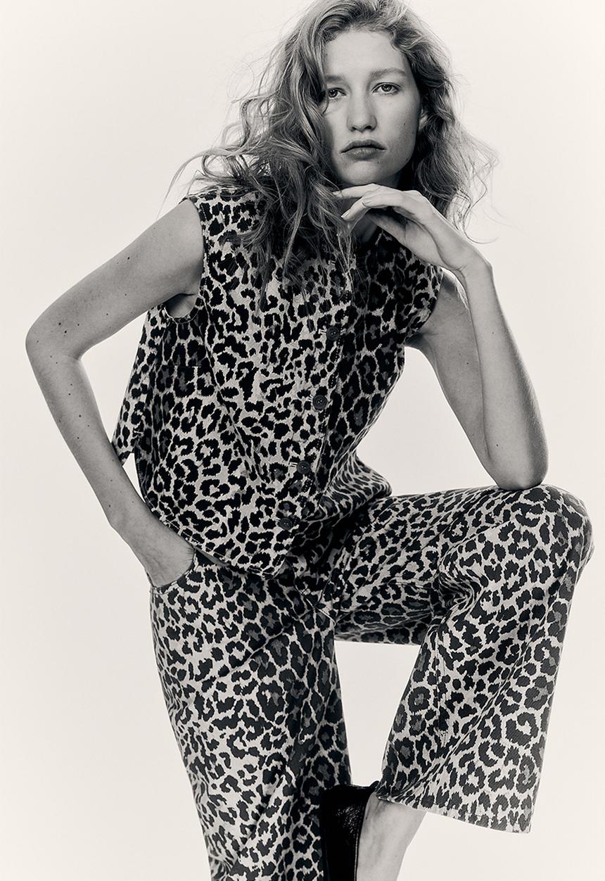 H&M - Wide jeans - light beige leopard-print