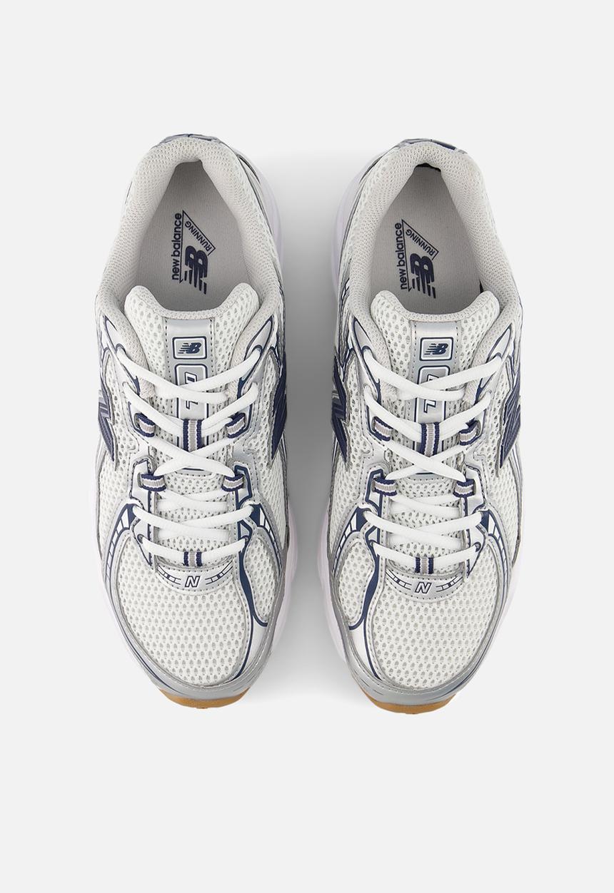 New Balance  - U740V2 - grey