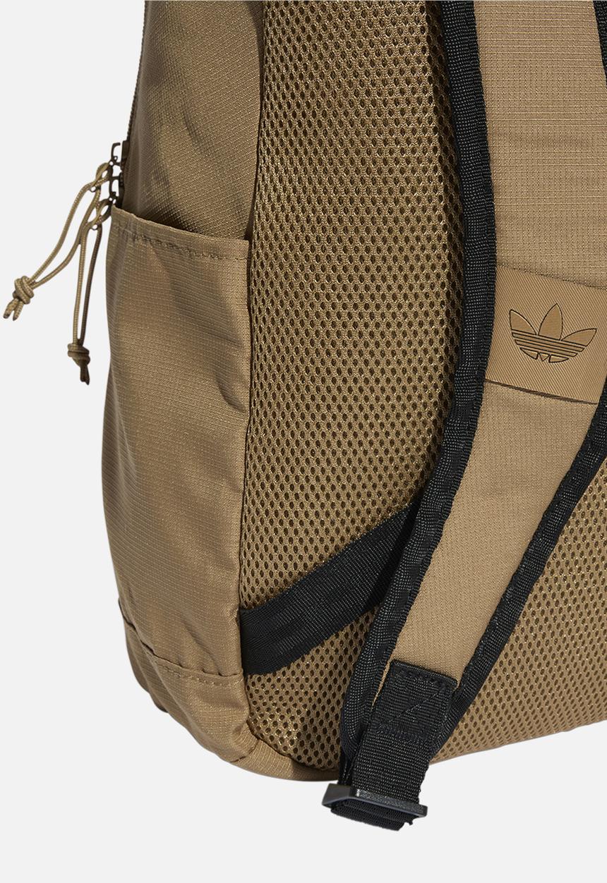 adidas Originals - Adicolor Backpack - Brown