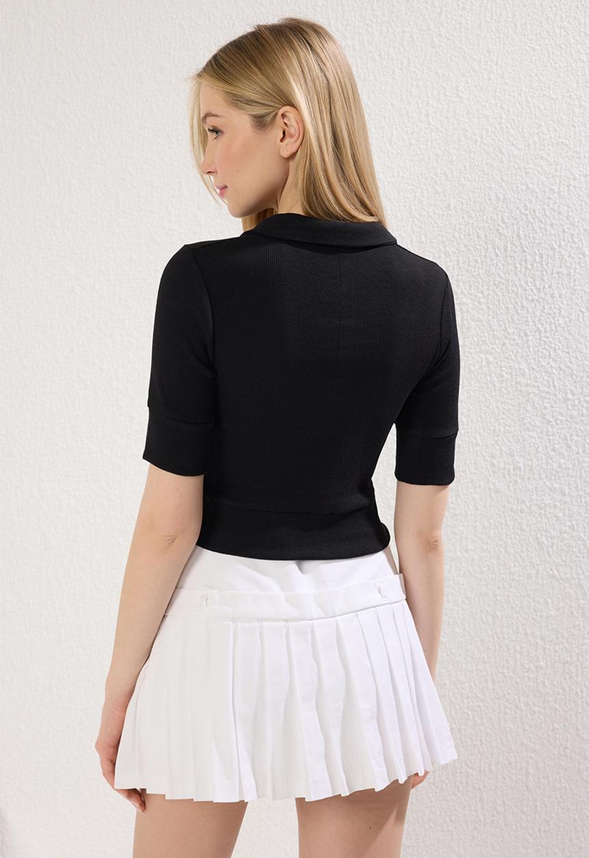 Trendyol - Polo Neck Crop Ribbed Stretchy Knitted Top - Black*001