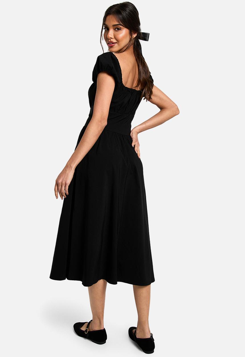 boohoo - Puff sleeve milkmaid midi dress - black