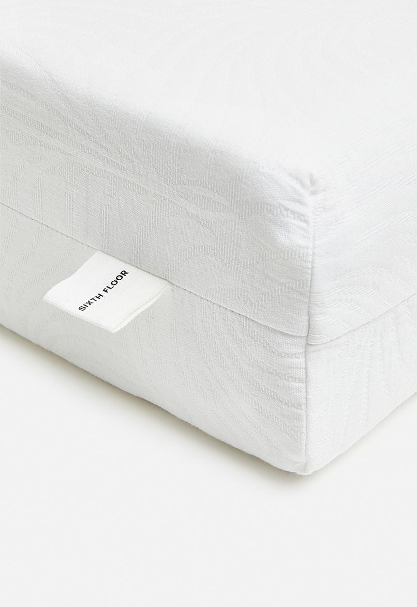 Sixth Floor - Cotton Matelasse Foliage Duvet Set - White