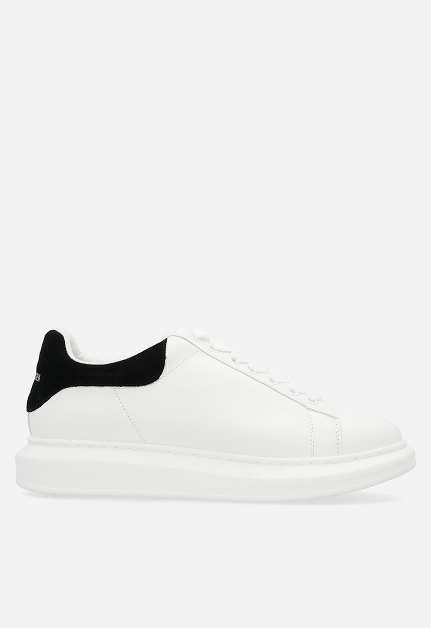 Steve Madden - Iccey - white suede