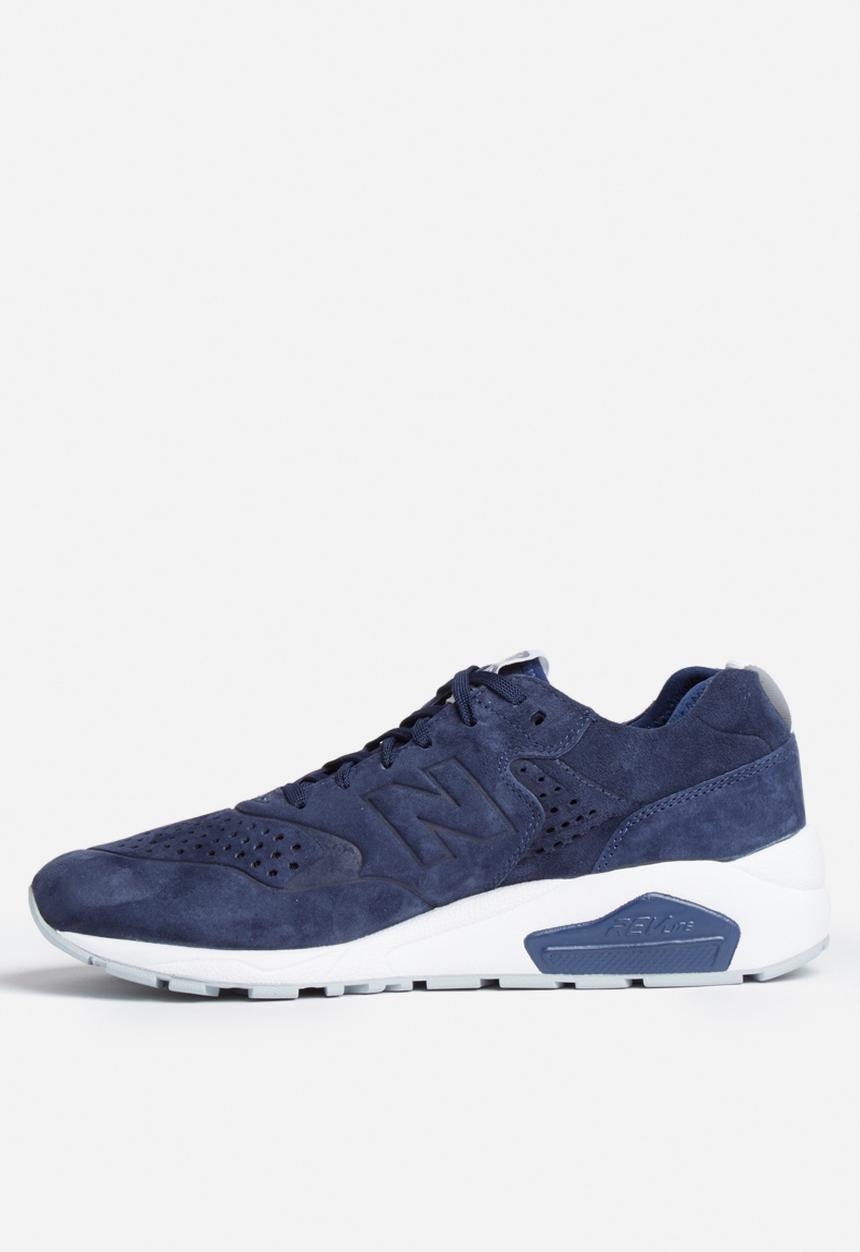 New Balance  - MRT580DC