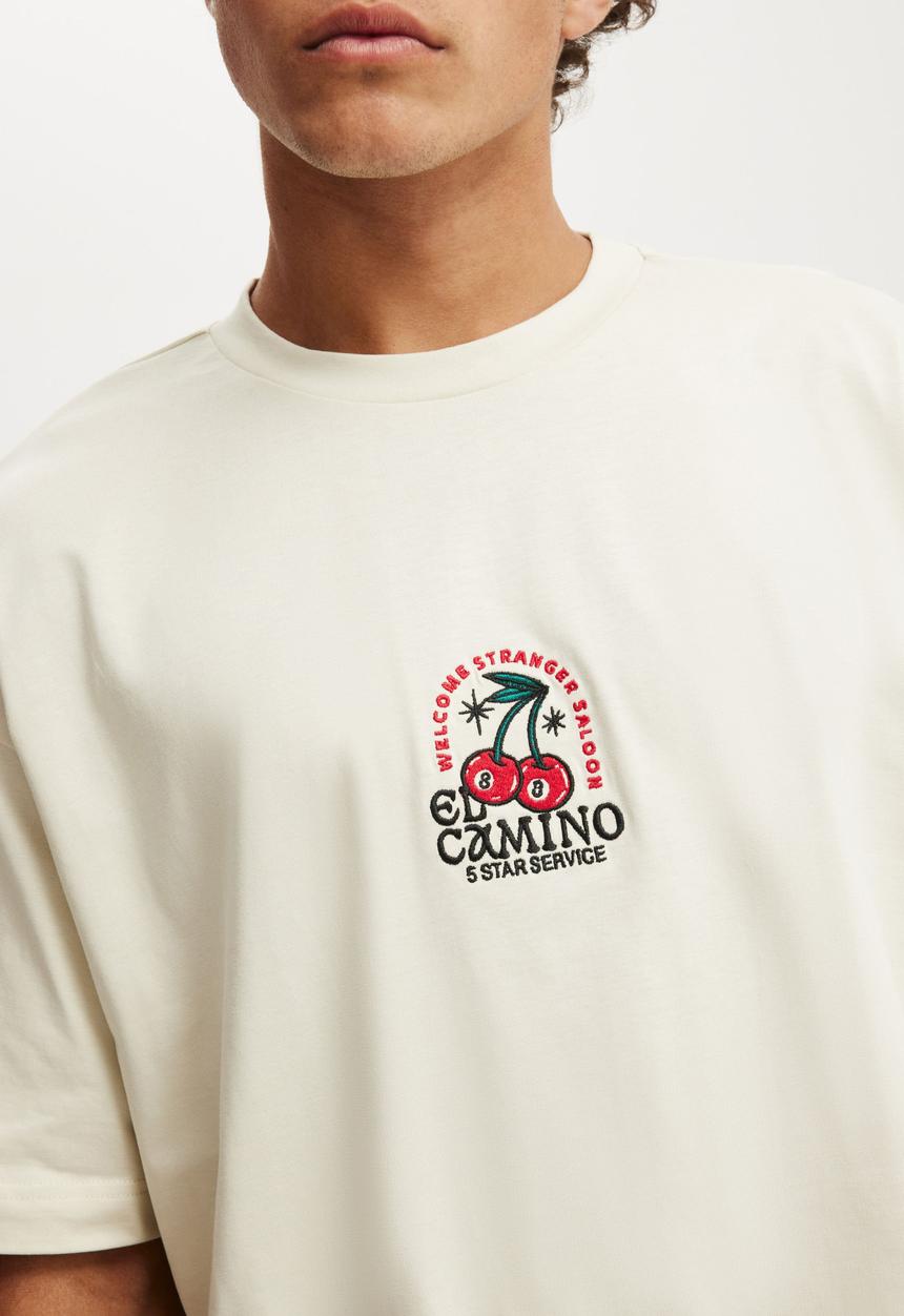Cotton On - Box Fit Graphic T-Shirt - Bone/Cherry Eights
