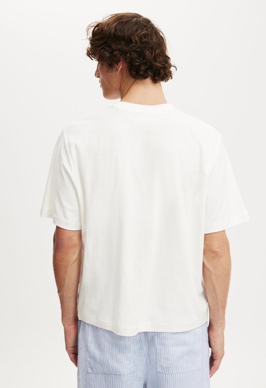 Cotton On - Cropped Fit Graphic T-Shirt - Vintage White/Monte Cello