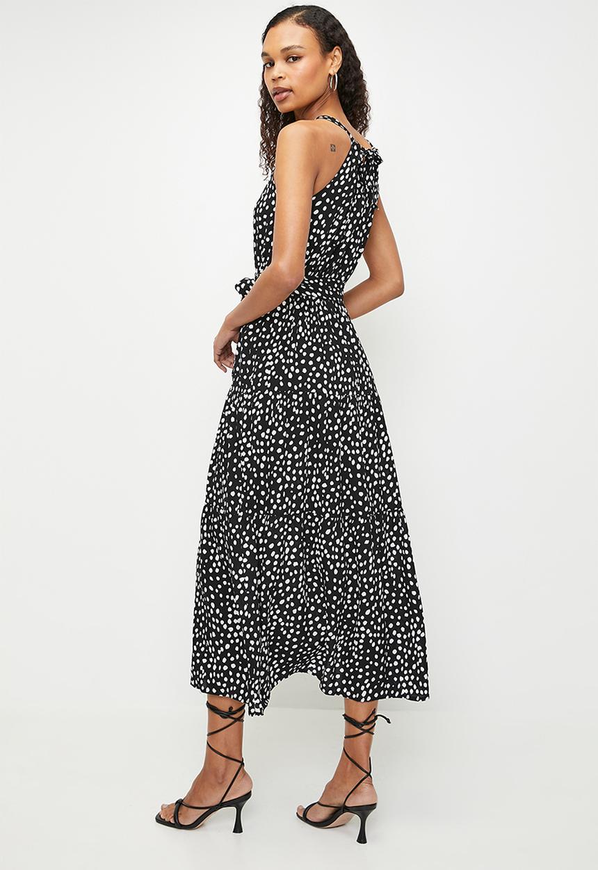 Trendyol - Belted Shift Halter Neck Shally Maxi Woven Dress - Black 