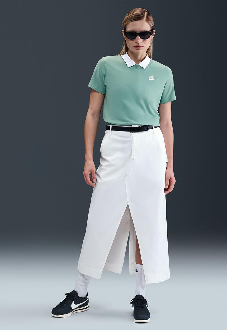 Nike - Nike womens club tee - cannon/white