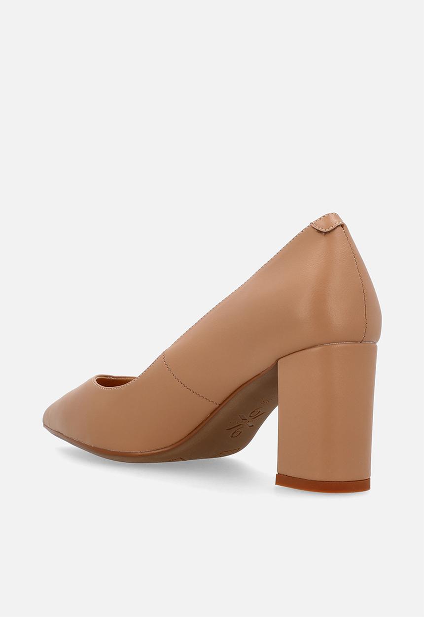 Nine West - Hamilton heel - neutral