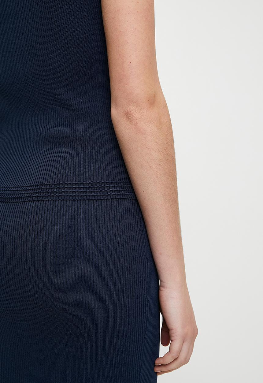 GUESS - Malia Mock Neck Sl Swtr - Blackened Blue