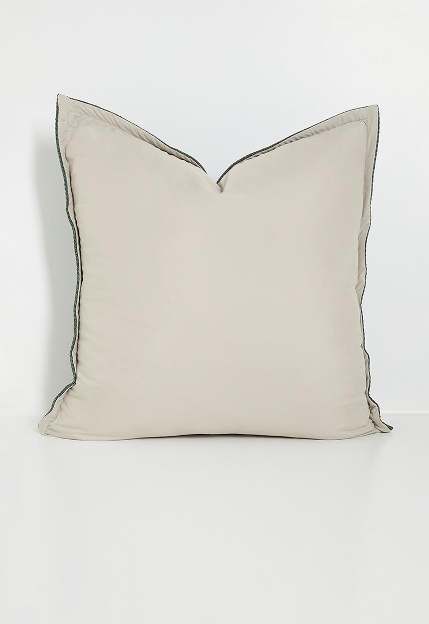 Grey Gardens - Mckenzie cushion cover - Olive