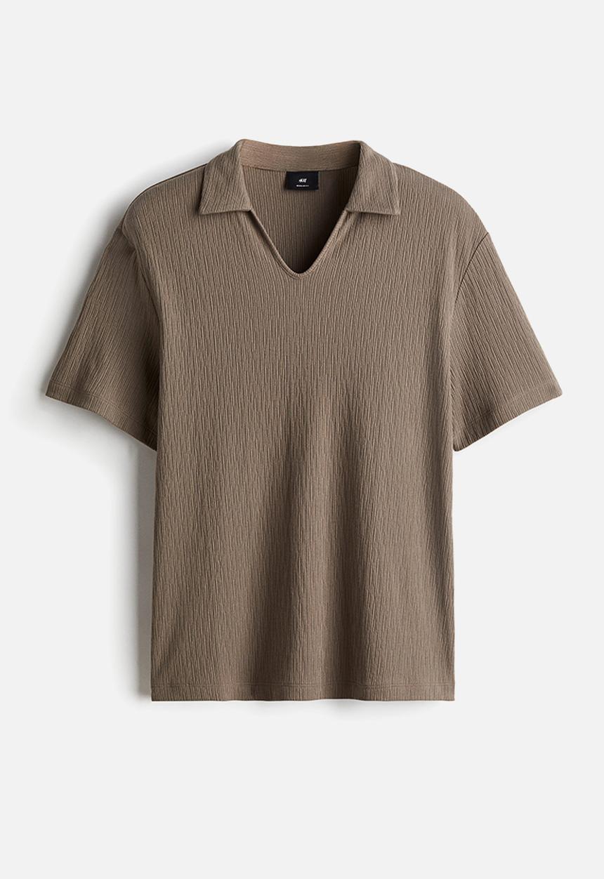 H&M - Regular fit collared t-shirt - dark beige