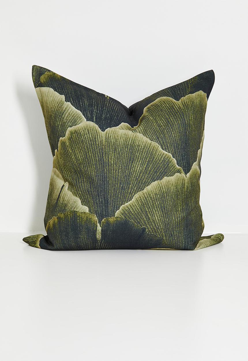 Grey Gardens - Beauty Cushion Cover - Natural