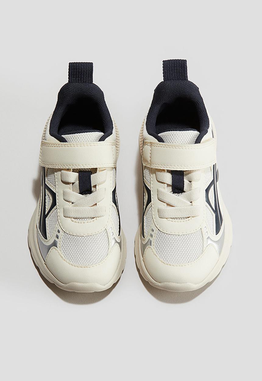 H&M - Lightweight-sole trainers - cream